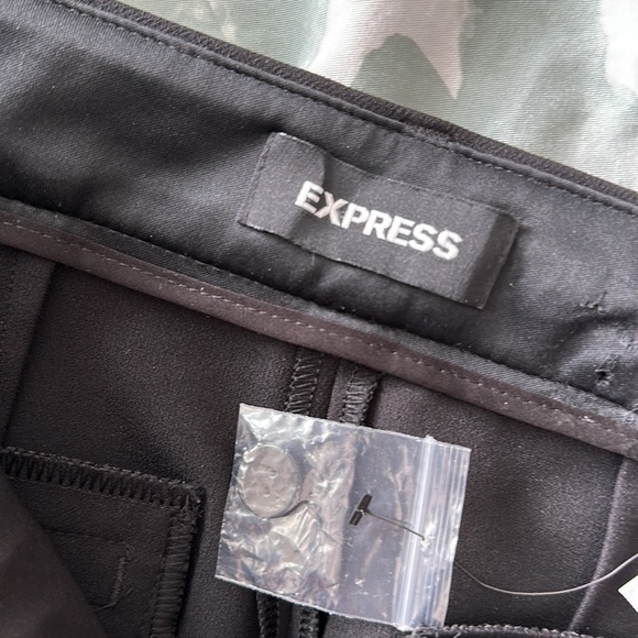 Express pants - Picture 2 of 6